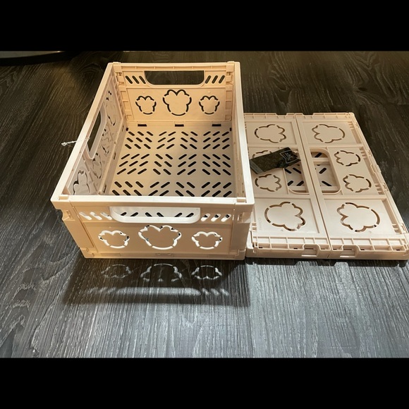 NWT Mickey Mouse / Minnie Mouse basket - Picture 2 of 2